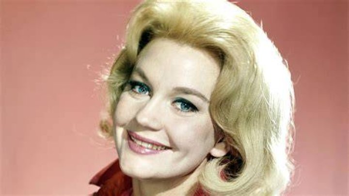 Elizabeth MacRae Pictures Rotten Tomatoes